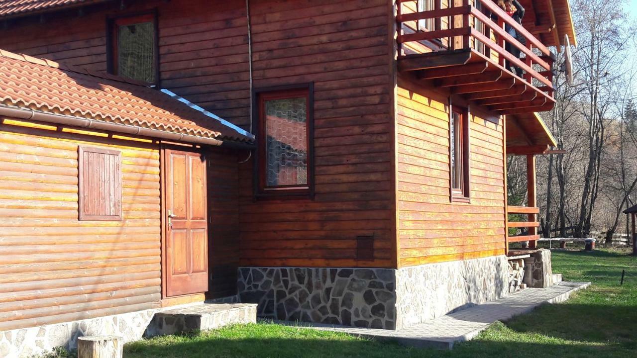 Hunor-Magor Vendeghaz Villa Izvoare  Luaran gambar